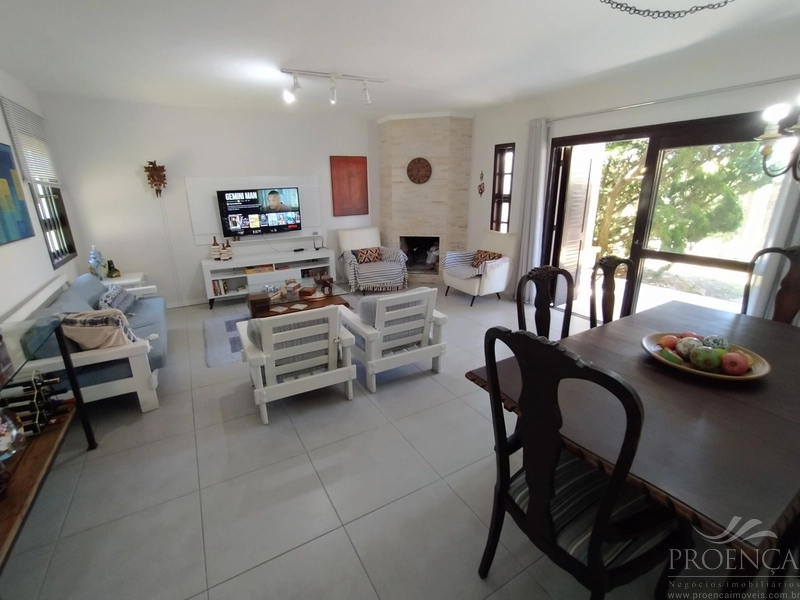 Casa a venda na Noiva do Mar com  3 terrenos, quiosque, piscina...: 8ª foto da galeria de imagens do imóvel