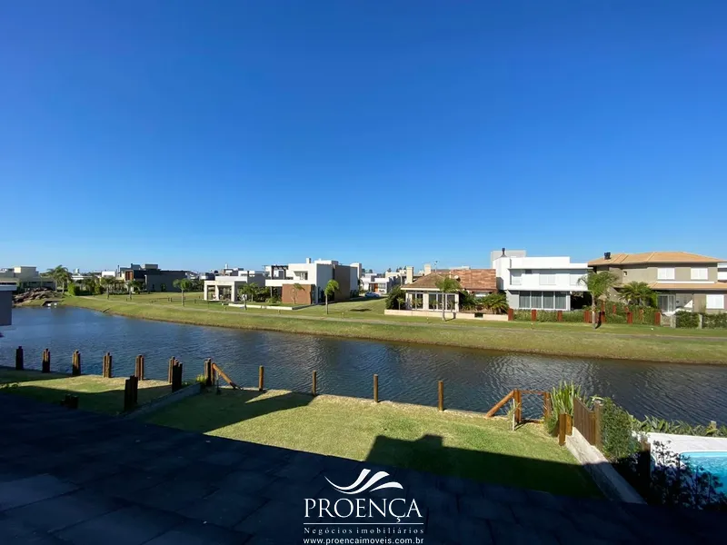 Sobrado 4 suítes, frente norte, beira lago, junto ao club, mobiliado.: 8ª foto da galeria de imagens do imóvel