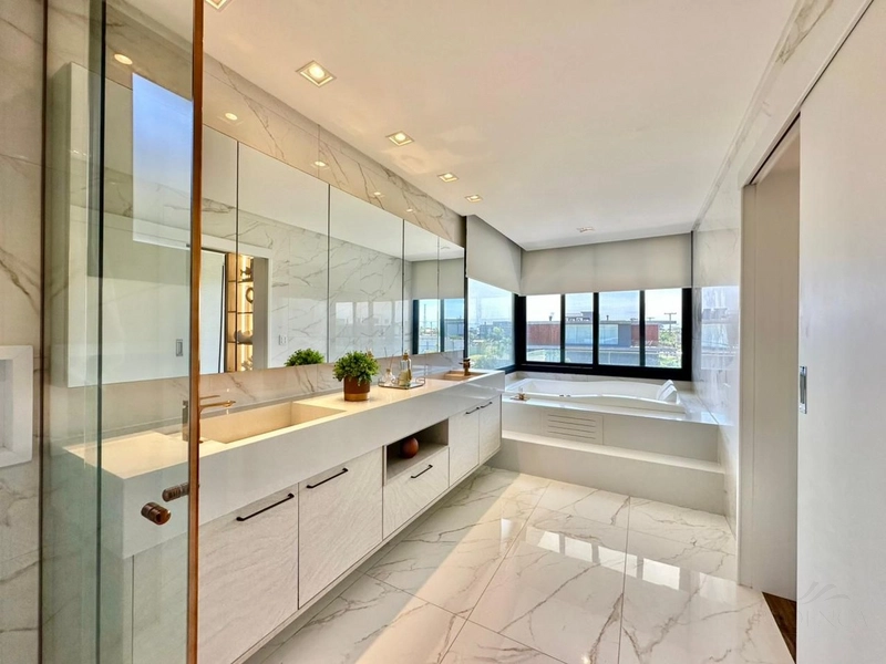 Sobrado com 5 suites, 494 m² de área privativa, Centro Xangri-lá/RS: 16ª foto da galeria de imagens do imóvel