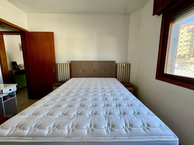 Apartamento de 1 dormitório -MOBILIADO - Centro - Capão da Canoa: 3ª foto da galeria de imagens do imóvel