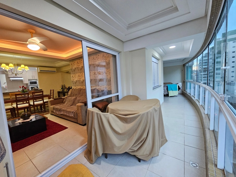 Apartamento 2 dormitórios, mob e decor, box, Capão da Canoa.: 8ª foto da galeria de imagens do imóvel
