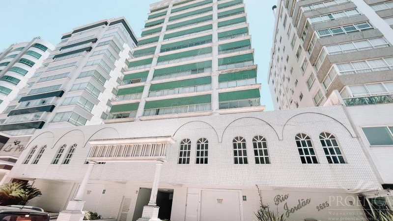 Apartamento na praça Luís Bassani com vista para o Mar! Navegantes.: 3ª foto da galeria de imagens do imóvel