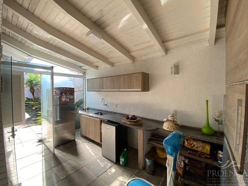 Casa com quatro quartos sendo dois suítes em Atlântida/Xangri-lá: 26ª foto da galeria de imagens do imóvel