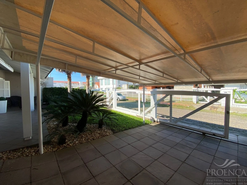 Casa com quatro quartos sendo dois suítes em Atlântida/Xangri-lá: 4ª foto da galeria de imagens do imóvel