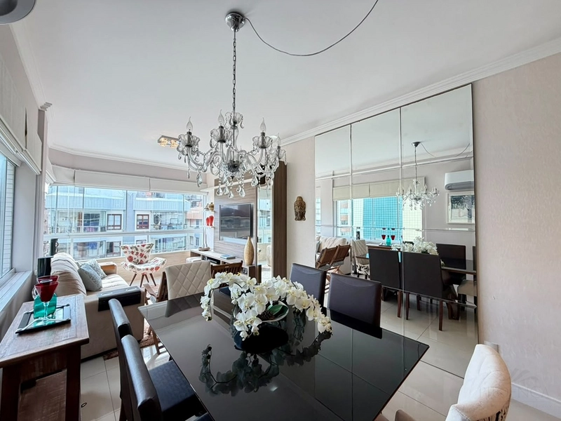 Apartamento 03 dormitórios junto a Praça Flávio Boianosvski : 1ª foto da galeria de imagens do imóvel