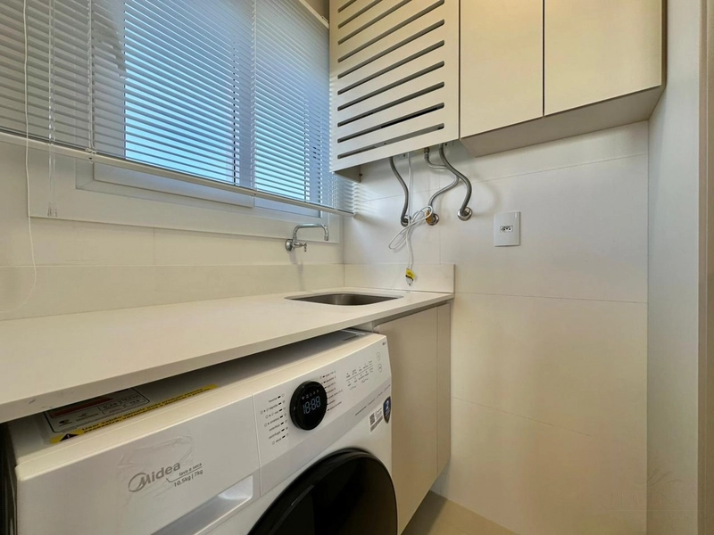 Apartamento de 2 Dormitórios Mobiliado e Decorado: 1ª foto da galeria de imagens do imóvel
