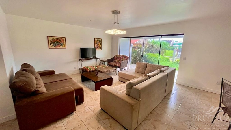 Casas fora de condomínio à venda em Xangri-Lá, Centro.: 5ª foto da galeria de imagens do imóvel