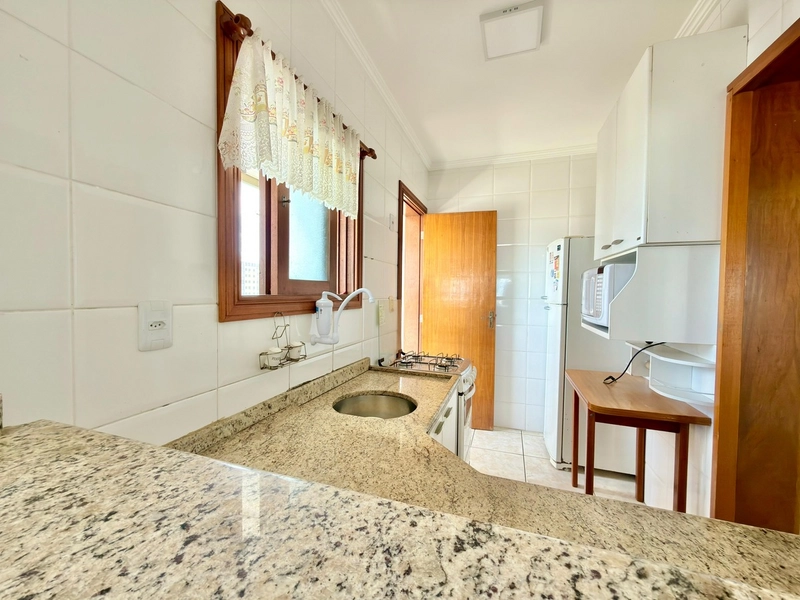 APARTAMENTO 3 DORMITÓRIOS - MOBILIADO - NO CENTRO DE CAPÃO: 6ª foto da galeria de imagens do imóvel