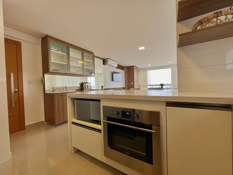 Apartamento de 03 dormitórios à beira mar em Capão da Canoa: 1ª foto da galeria de imagens do imóvel
