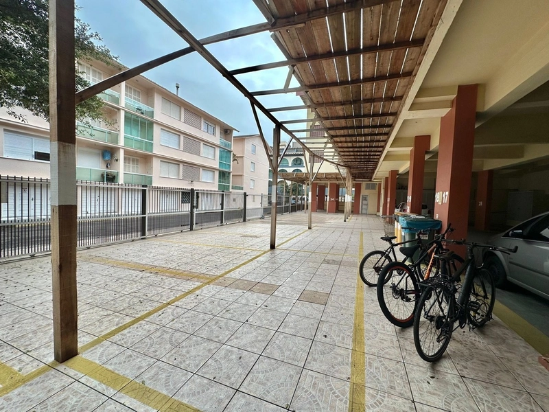 Oportunidade em Capão da Canoa, JK super amplo, com box no Centro.: 8ª foto da galeria de imagens do imóvel