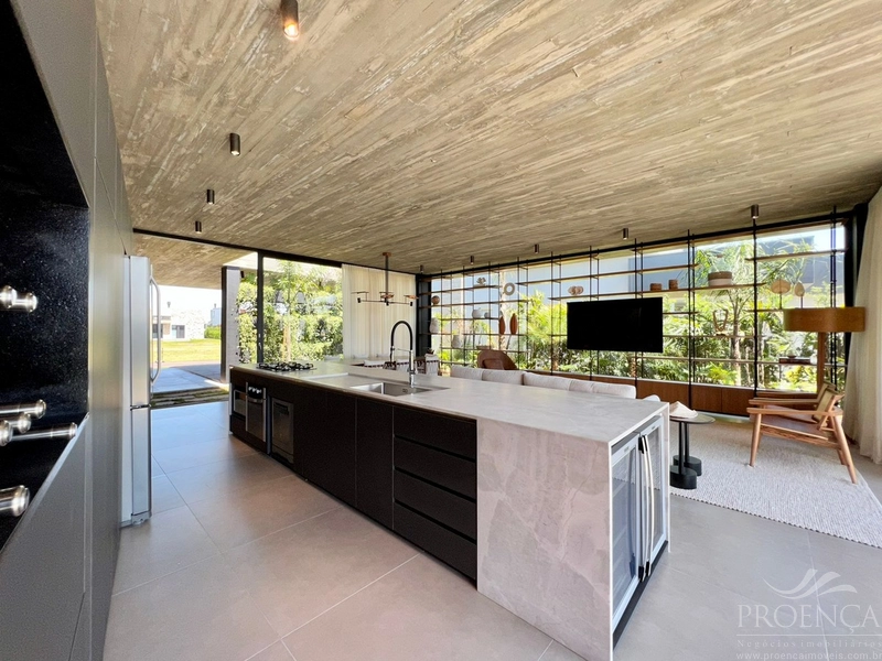 Casa térrea, 4 suítes, Condominio Celebration em Xangri-lá: 4ª foto da galeria de imagens do imóvel