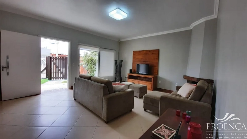 Casa  4 dormitórios em Xangri lá: 3ª foto da galeria de imagens do imóvel