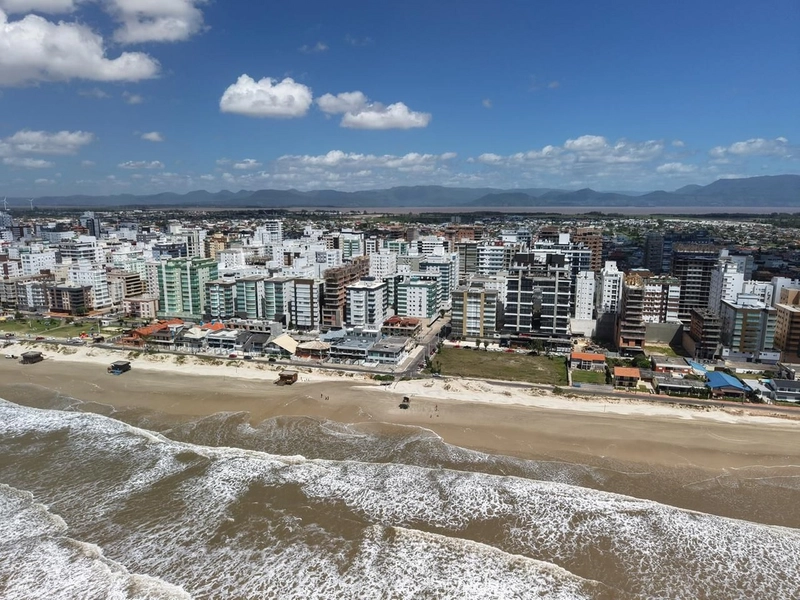 SOBRADO COM VISTA PARA O MAR - 02 DORMITÓRIOS-CAPÃO DA CANOA: 8ª foto da galeria de imagens do imóvel