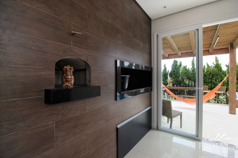 Sobrado com 4 suítes. Mobiliado e decorado em Xangri-lá.: 6ª foto da galeria de imagens do imóvel
