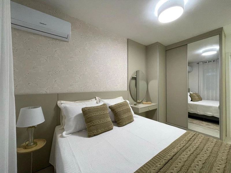 Apartamento 2 dormitórios de frente ao lado da Praça Flávio Boianovski: 17ª foto da galeria de imagens do imóvel
