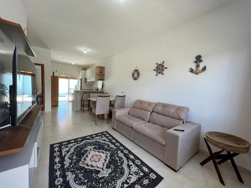 Casa 02 dormitórios com piscina aquecida.: 3ª foto da galeria de imagens do imóvel