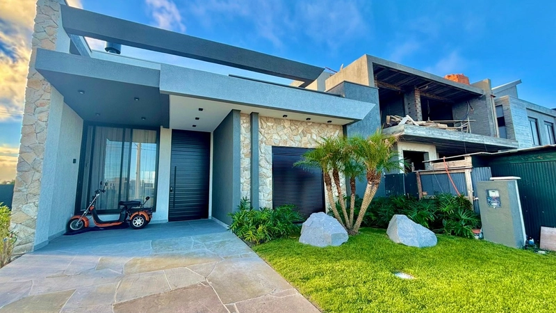 Casa Térrea 4 suítes Zen Concep à venda em Xangri-Lá: 1ª foto da galeria de imagens do imóvel