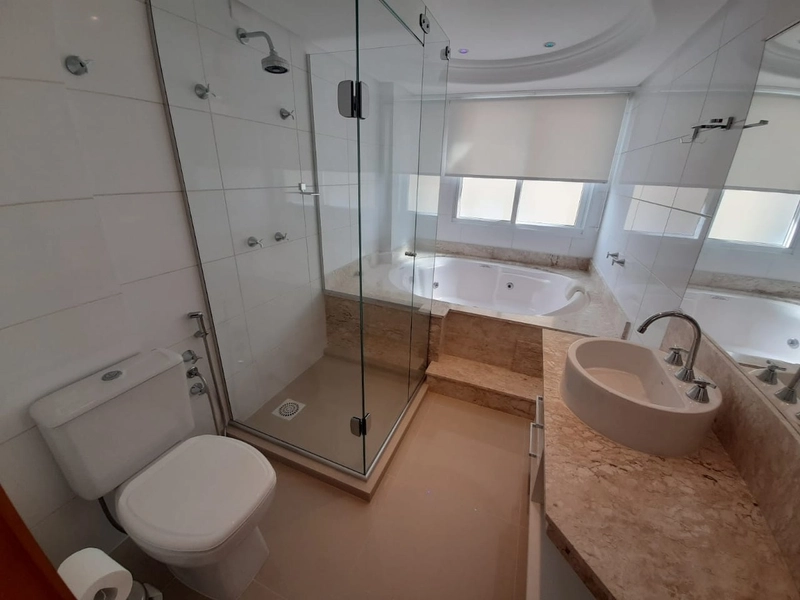 Apartamento 04 suítes frente Praça Bassani em Capão da Canoa: 6ª foto da galeria de imagens do imóvel
