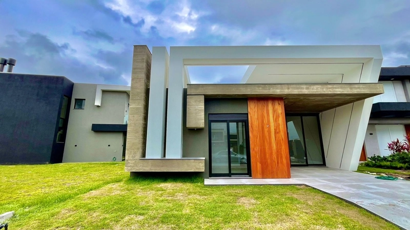 Casas em condomínio à venda em Xangri-Lá, Condomínio Sunset.: 1ª foto da galeria de imagens do imóvel