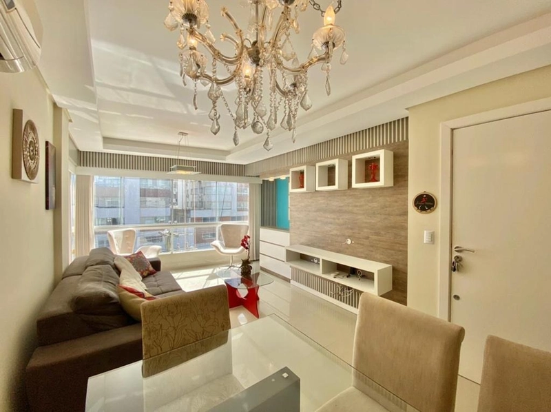 Apartamento 03 dormitórios com terraço na Av. Ubirajara: 2ª foto da galeria de imagens do imóvel