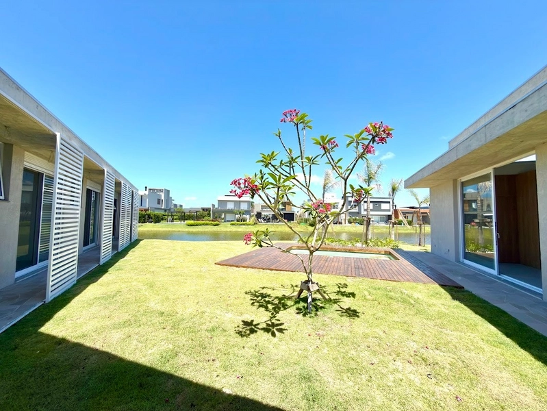 Casa Térrea Beira Lago no Condomínio Riviera Xangrilá: 28ª foto da galeria de imagens do imóvel