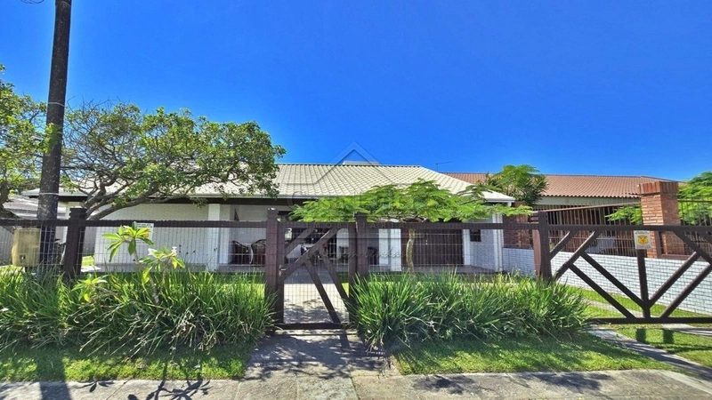 Casa amplo terreno Centro de Atlântida, Xangri-lá.: 36ª foto da galeria de imagens do imóvel