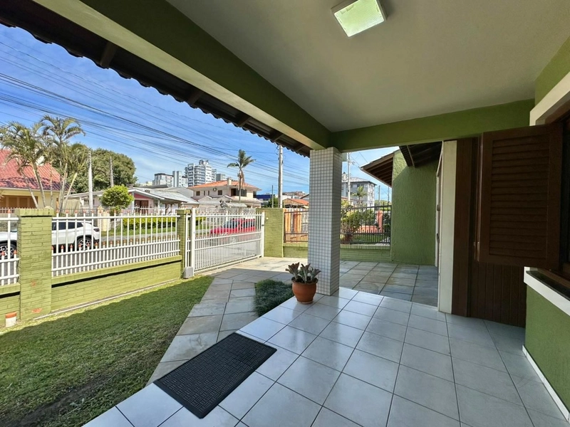 Casa 3 Dormitórios  Mobiliada ( Zona Nova de Capão 0: 4ª foto da galeria de imagens do imóvel