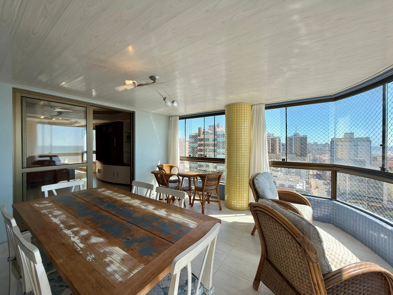 APARTAMENTO 4 DORMITORIOS À VENDA  RARIDADE NO MERCADO: 3ª foto da galeria de imagens do imóvel