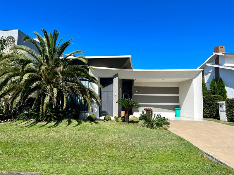 Casa térrea Beira Lago - 04 suítes - Condomínio Enseada -  Xangri-Lá: 1ª foto da galeria de imagens do imóvel
