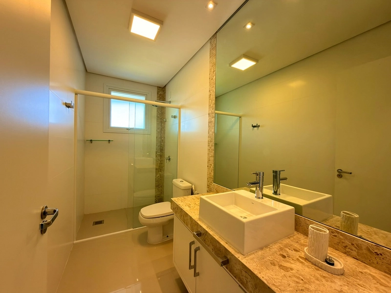 CASA À VENDA EM ATLÂNTIDA! 5 SUÍTES • 509 M² • LOTE DE ESQUINA: 49ª foto da galeria de imagens do imóvel