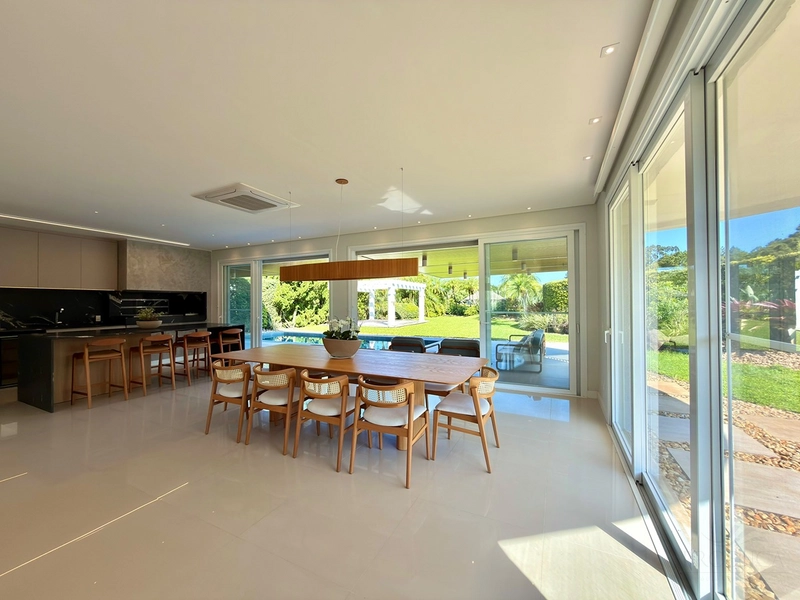 CASA À VENDA EM ATLÂNTIDA! 5 SUÍTES • 509 M² • LOTE DE ESQUINA: 12ª foto da galeria de imagens do imóvel