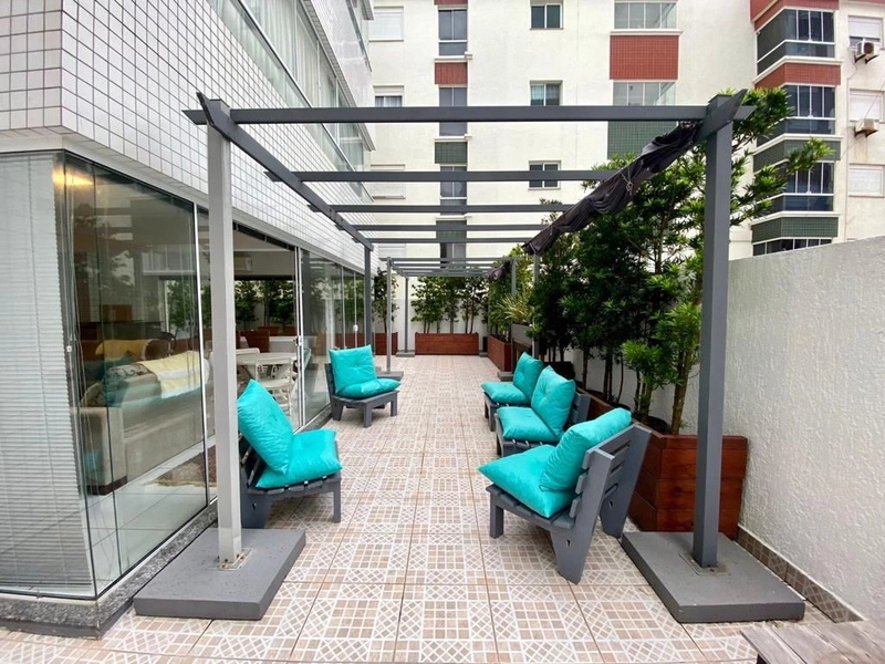 Apartamento de frente com terraço em "L", 2 dormitórios, suite, vaga!: 2ª foto da galeria de imagens do imóvel