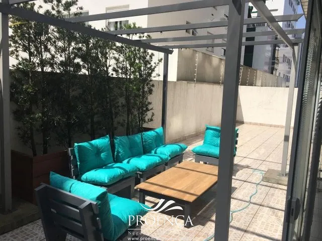 Apartamento de frente com terraço em "L", 2 dormitórios, suite, vaga!: 5ª foto da galeria de imagens do imóvel