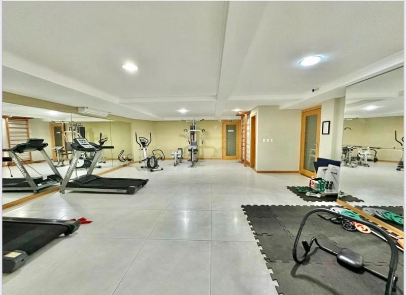 Prédio Imponente com infra completa! Apto de frente com vista e sacada: 1ª foto da galeria de imagens do imóvel