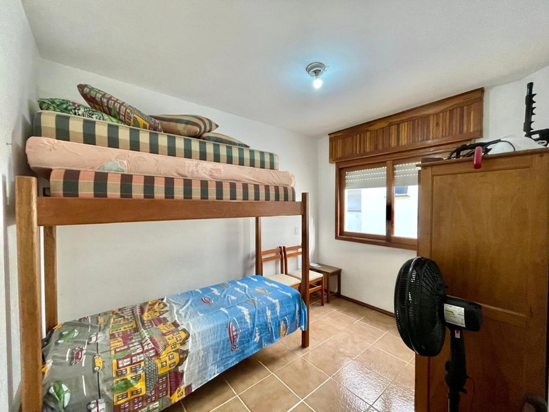 Apartamento de 2 dormitórios, sem box, churrasqueira, Zona Nova, Capão: 2ª foto da galeria de imagens do imóvel