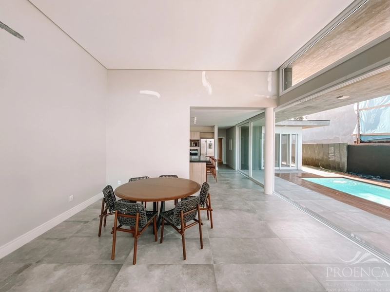 Casa térrea a venda frente ao lago, 05 suítes, Atlântida, Xangrilá.: 5ª foto da galeria de imagens do imóvel