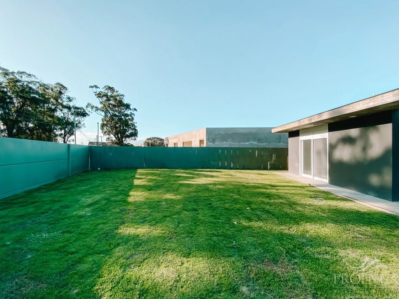 Casa térrea a venda frente ao lago, 05 suítes, Atlântida, Xangrilá.: 23ª foto da galeria de imagens do imóvel