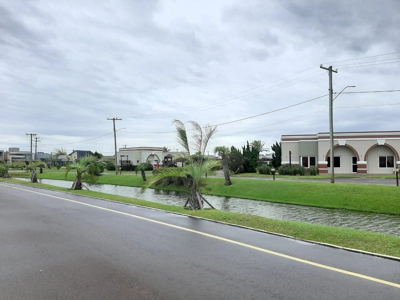LOTE EM CONDOMÍNIO BEIRA-MAR!!: 3ª foto da galeria de imagens do imóvel