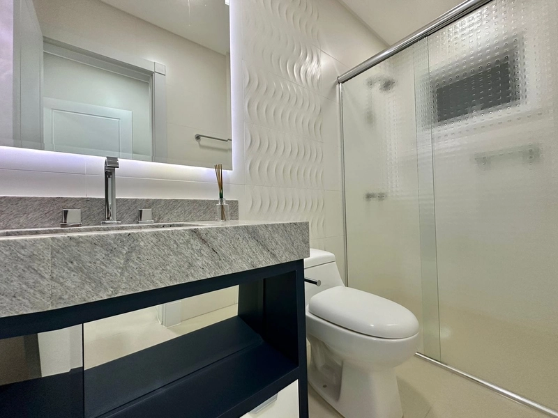 Apartamento de frente - Mobiliado e Decorado - Centro - Capão da Canoa: 3ª foto da galeria de imagens do imóvel