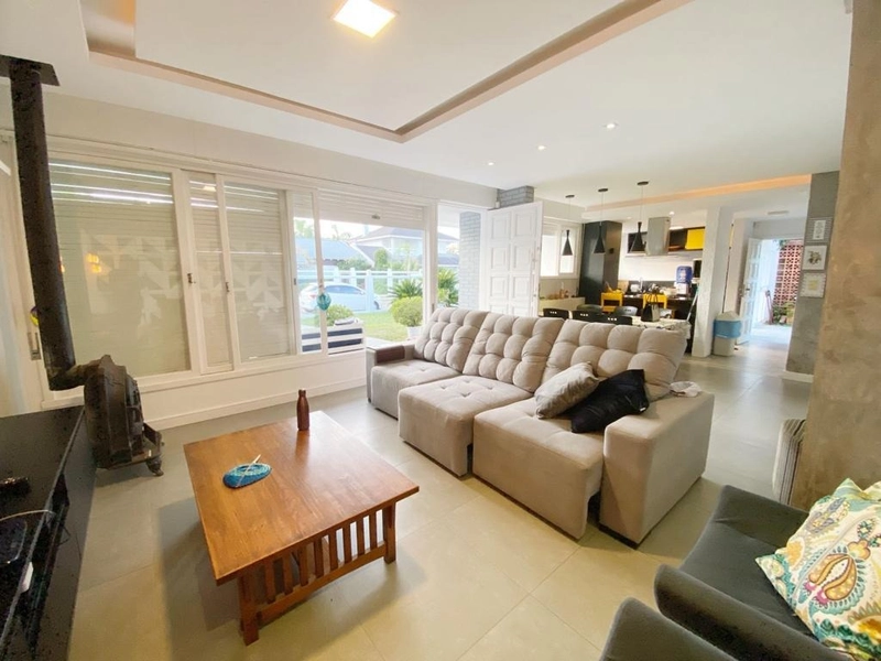 Casa 04 dormitórios com piscina em Atlântida/Xangri-lá!!: 8ª foto da galeria de imagens do imóvel
