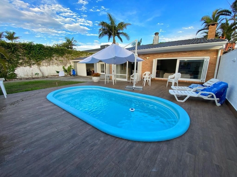 Casa 04 dormitórios com piscina em Atlântida/Xangri-lá!!: 22ª foto da galeria de imagens do imóvel