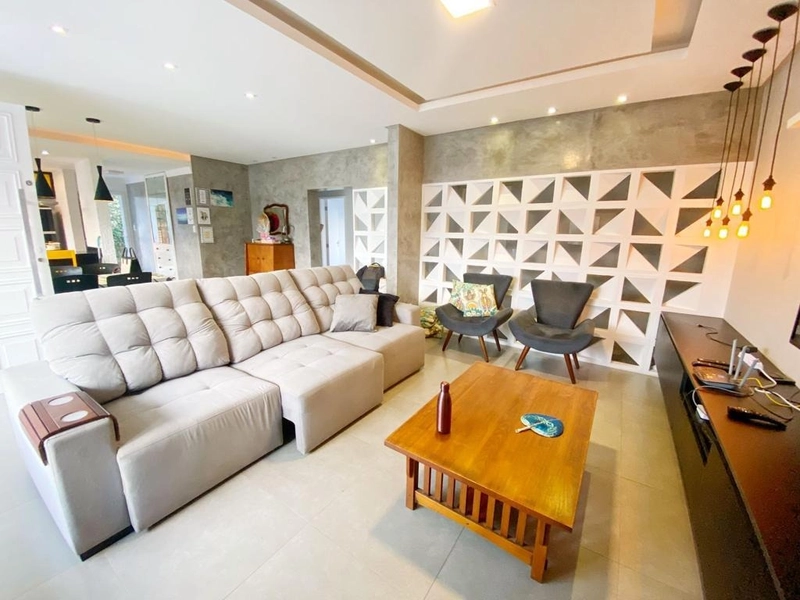 Casa 04 dormitórios com piscina em Atlântida/Xangri-lá!!: 3ª foto da galeria de imagens do imóvel