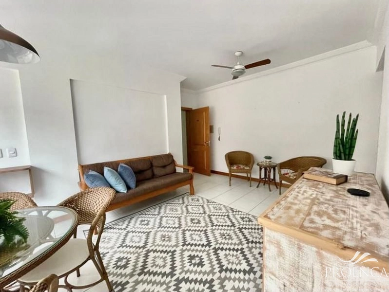 Apartamento 2 dormitórios  ao lado da praça Flávio Boianovski: 3ª foto da galeria de imagens do imóvel