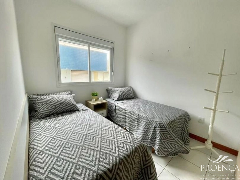 Apartamento 2 dormitórios  ao lado da praça Flávio Boianovski: 6ª foto da galeria de imagens do imóvel