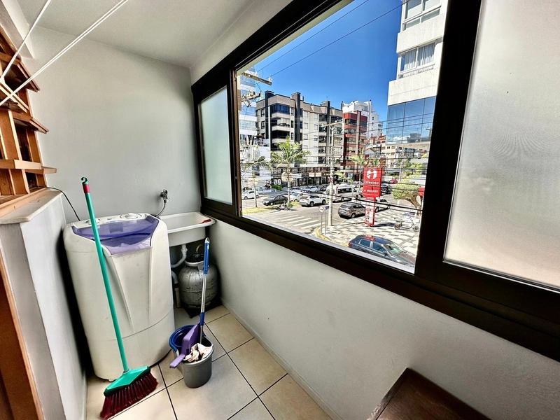 Apartamento com Sacada de frente no centro.: 20ª foto da galeria de imagens do imóvel