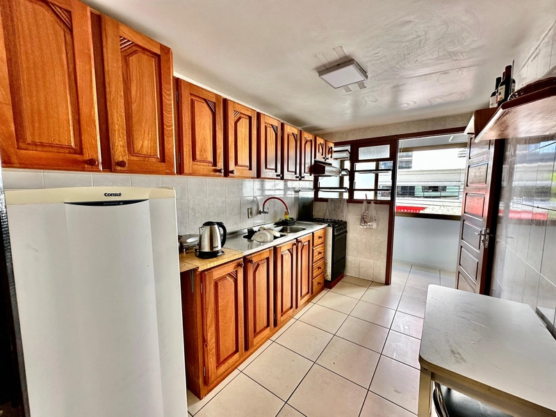 Apartamento com Sacada de frente no centro.: 18ª foto da galeria de imagens do imóvel