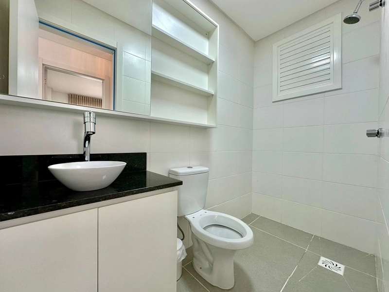 Apartamento de 2 dormitórios de frente  na Zona Nova de Capão da Canoa: 3ª foto da galeria de imagens do imóvel