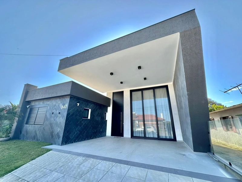 Casas fora de condomínio à venda em Xangri-Lá, Centro.: 2ª foto da galeria de imagens do imóvel