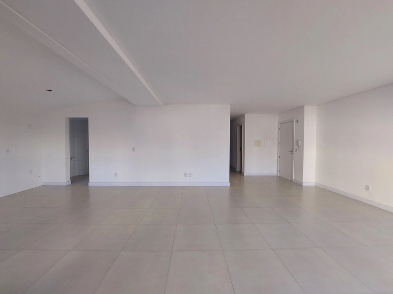 Amplo apartamento 3 dormitórios,1 suite,de frente, ZN, Capão da Canoa.: 17ª foto da galeria de imagens do imóvel