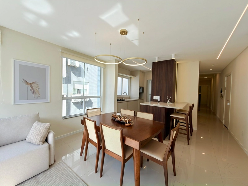 APARTAMENTO A VENDA PRÓXIMO AO MAR: 2ª foto da galeria de imagens do imóvel